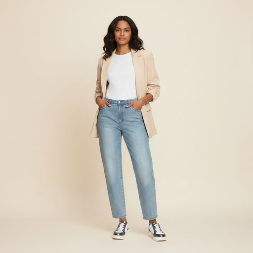 Mom Jeans, gebleichtes Blau – High Waist Denim mit Stretch und 5-Pocket-Design